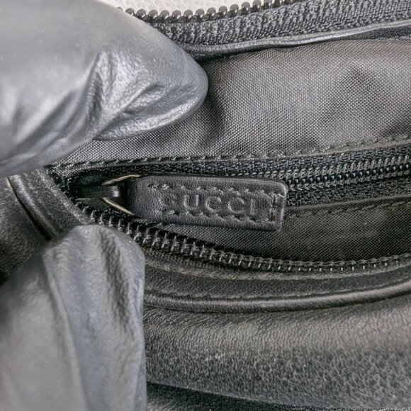 Authentic Vintage GUCCI Hobo Leather Chain Shoulder Bag Made in Italy - Picture 11 of 15